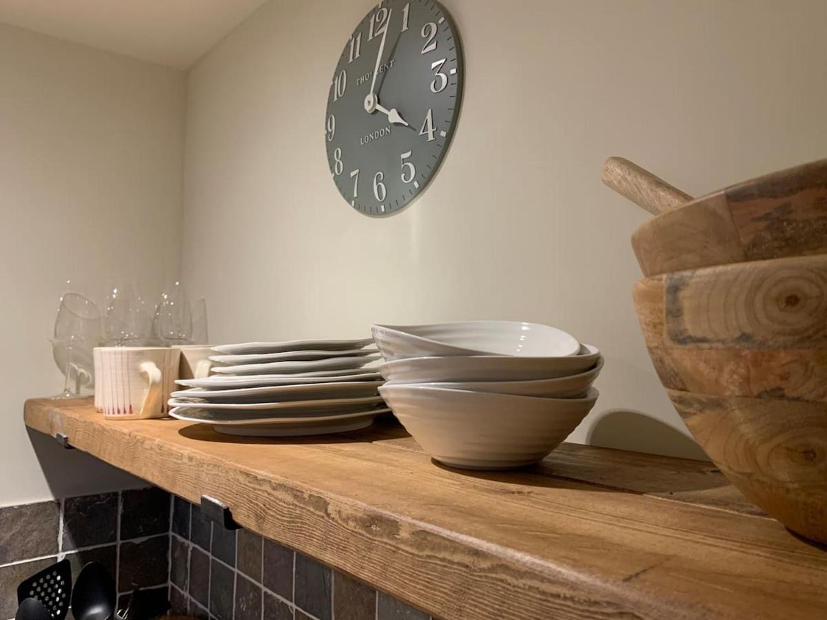 Larkham Loft Apartment Teffont Magna ภายนอก รูปภาพ