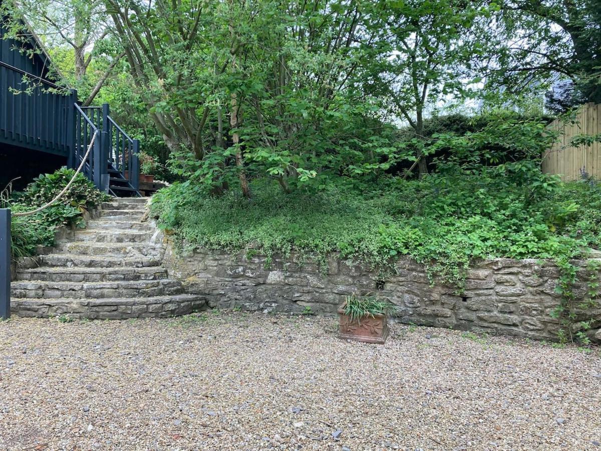 Larkham Loft Apartment Teffont Magna ภายนอก รูปภาพ